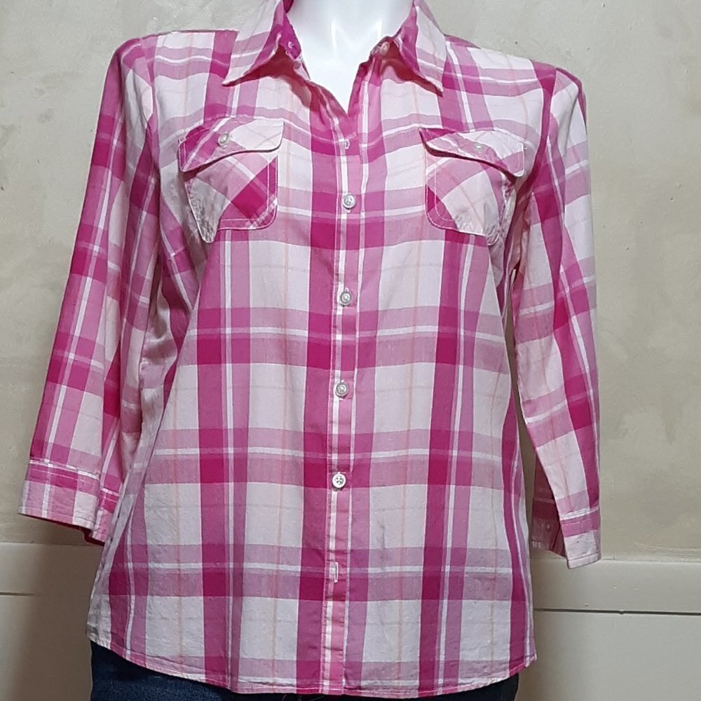 CROFT & BARROW BUTTON DOWN SHIRT SIZE XL PINK ON PINK